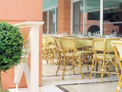 Resort Airotel Malaconda 3*